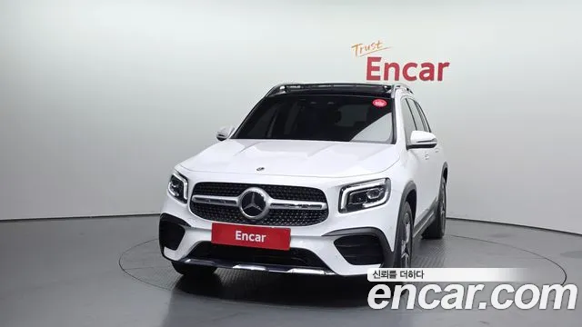 Mercedes-Benz GLB-Class 2023 — фото 3