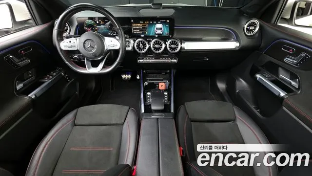 Mercedes-Benz GLB-Class 2023 — фото 7