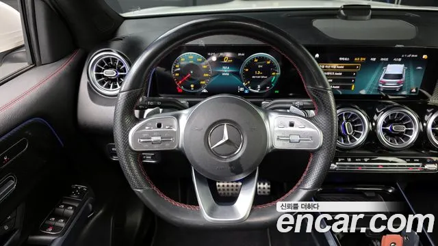 Mercedes-Benz GLB-Class 2023 — фото 12