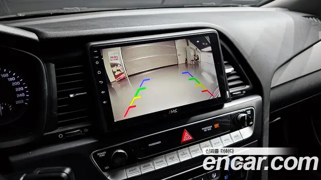 Hyundai Sonata 2018 — фото 16