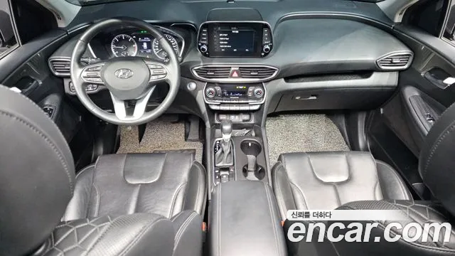 Hyundai Santafe 2019 — фото 10