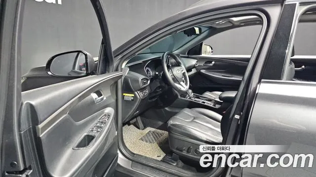 Hyundai Santafe 2019 — фото 13
