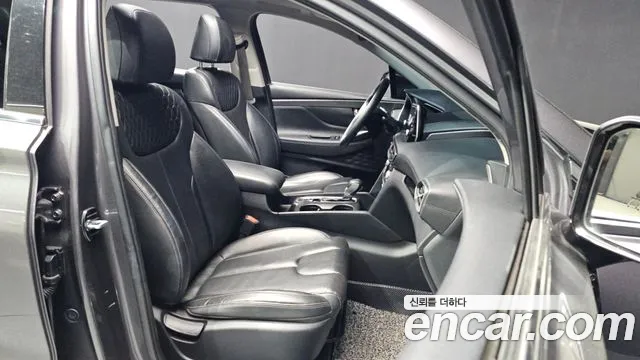 Hyundai Santafe 2019 — фото 17