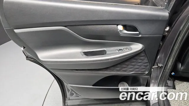 Hyundai Santafe 2019 — фото 15