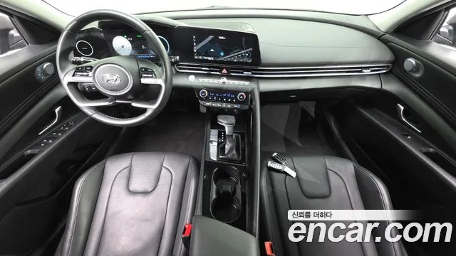 Hyundai AVANTE 2023 — фото 10