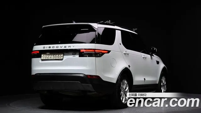 Land Rover Discovery 2019 — фото 2