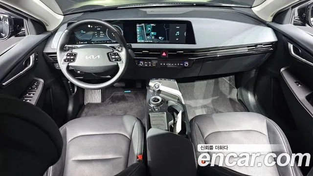 Kia EV6 2022 — фото 10