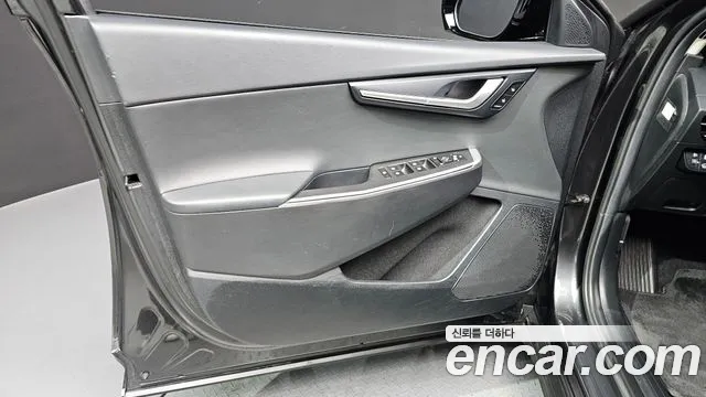 Kia EV6 2022 — фото 14