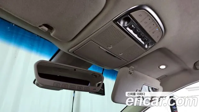 Genesis G90 2019 — фото 17