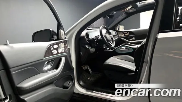 Mercedes-Benz GLE-Class 2022 — фото 10