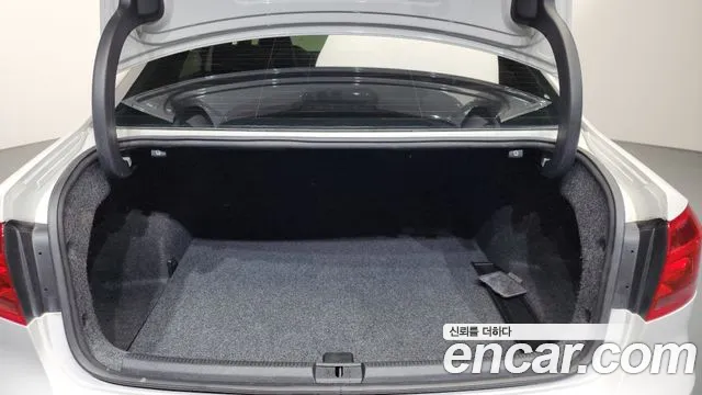 Volkswagen Passat 2015 — фото 15