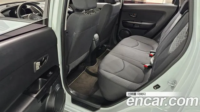 Kia Soul 2010 — фото 11