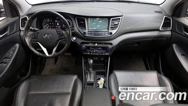 Hyundai Tucson 2017 — фото 10