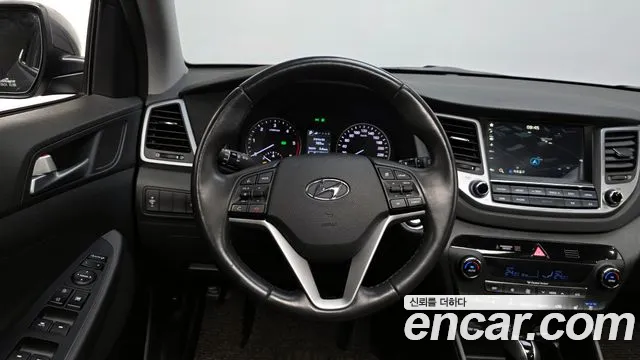 Hyundai Tucson 2017 — фото 18