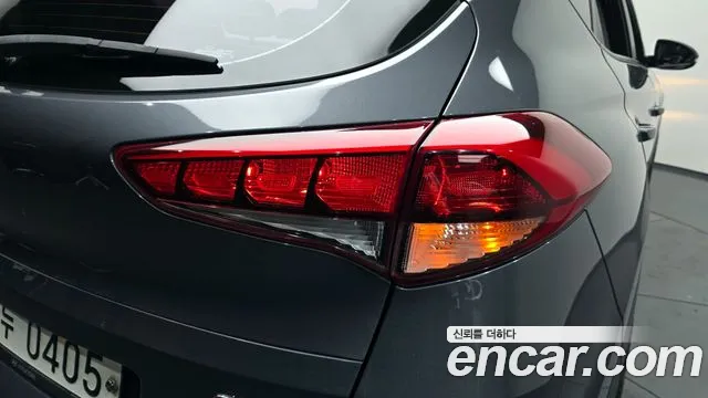 Hyundai Tucson 2017 — фото 9
