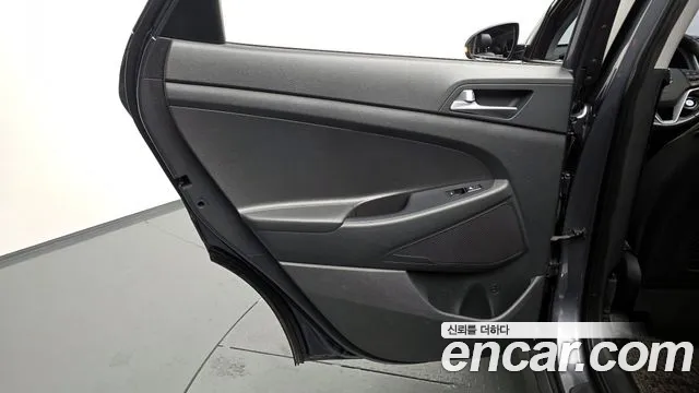 Hyundai Tucson 2017 — фото 14