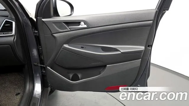 Hyundai Tucson 2017 — фото 15