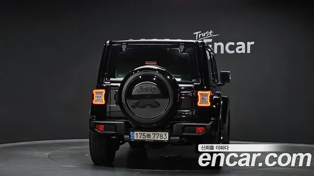 Jeep Wrangler 2023 — фото 4