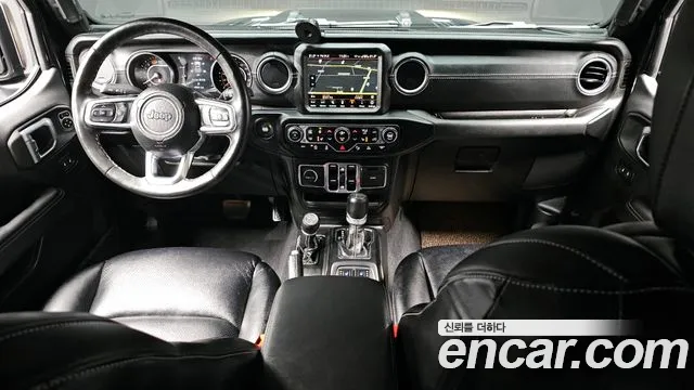 Jeep Wrangler 2023 — фото 10