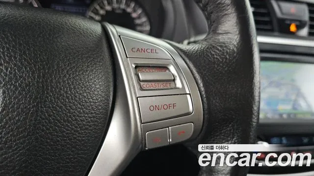 Nissan Altima 2017 — фото 16