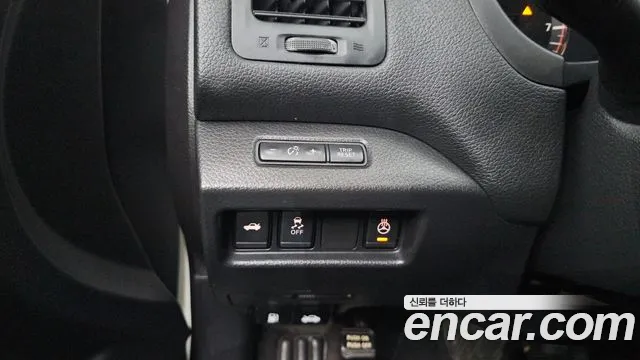 Nissan Altima 2017 — фото 17