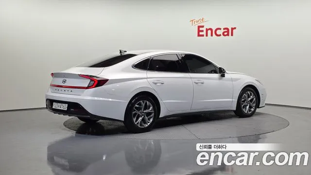 Hyundai Sonata 2022 — фото 2