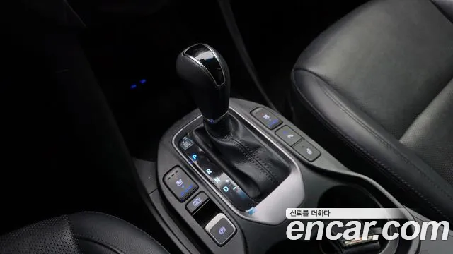 Hyundai Santafe 2015 — фото 9