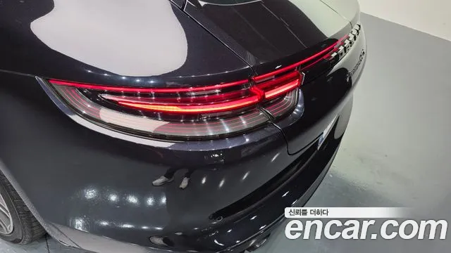 Porsche Panamera 2020 — фото 9