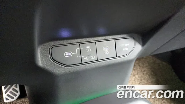 Kia EV3 2025 — фото 16