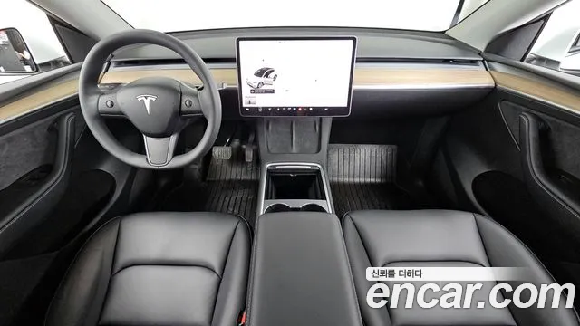 Tesla Model Y 2023 — фото 10