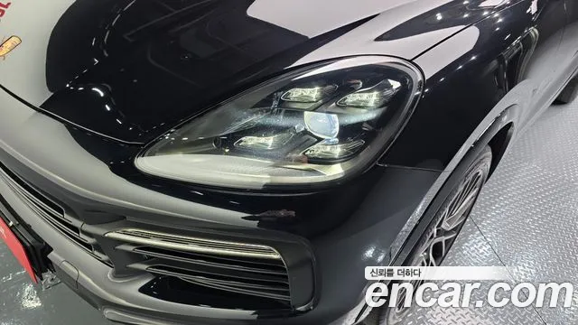 Porsche Cayenne 2020 — фото 8