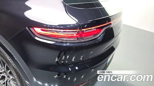 Porsche Cayenne 2020 — фото 9