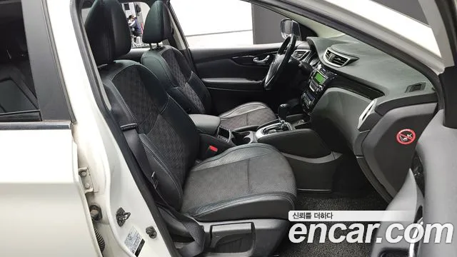 Nissan Qashqai 2016 — фото 10