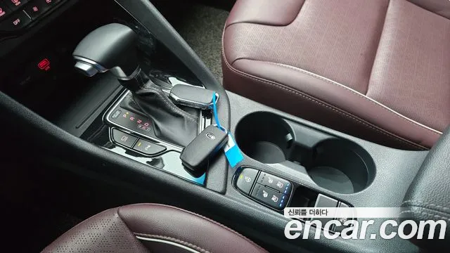 Kia Niro 2021 — фото 12