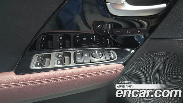 Kia Niro 2021 — фото 20