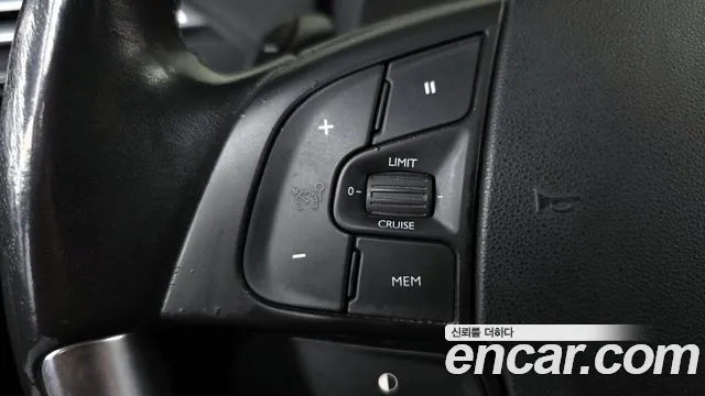 Citroen-DS C4 Picasso 2015 — фото 16