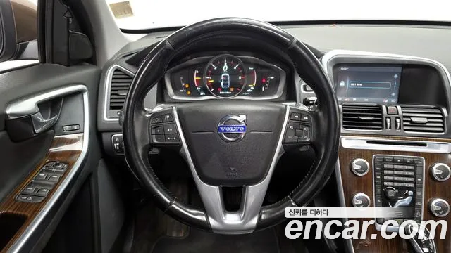 Volvo XC60 2015 — фото 12