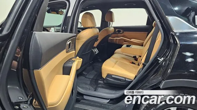 Kia Sorento 2022 — фото 16