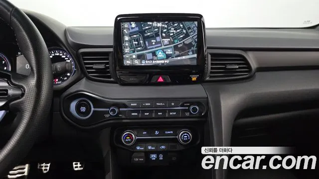 Hyundai Veloster 2020 — фото 18