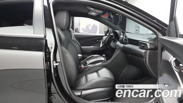 Hyundai Veloster 2020 — фото 15