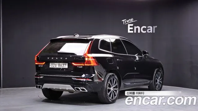 Volvo XC60 2019 — фото 2