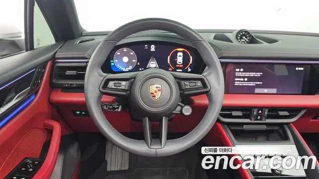 Porsche Macan 2025 — фото 12