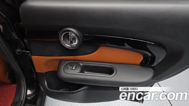 Mini Clubman 2022 — фото 15