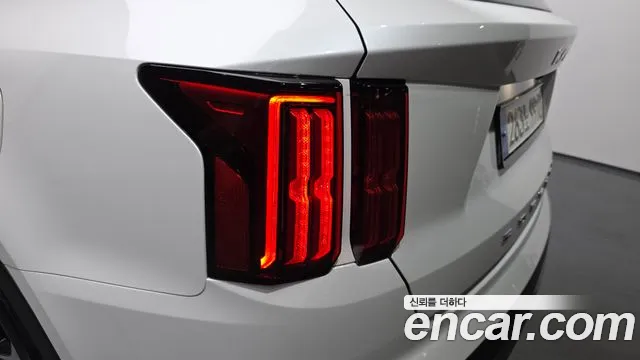Kia Sorento 2021 — фото 8