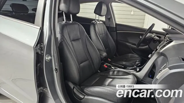 Hyundai i30 2016 — фото 11