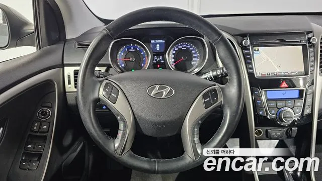 Hyundai i30 2016 — фото 13