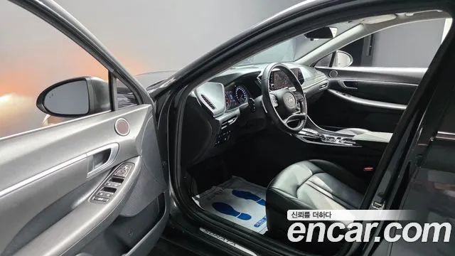 Hyundai Sonata 2021 — фото 13