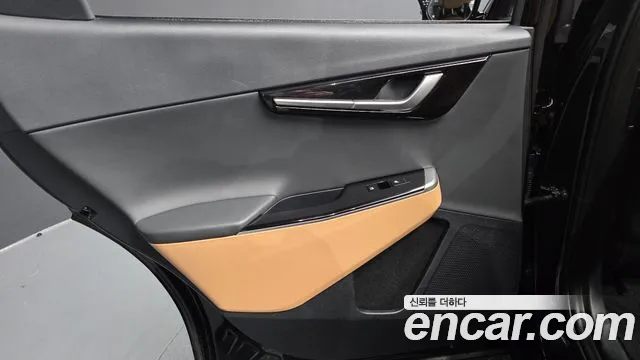 Kia EV6 2023 — фото 15