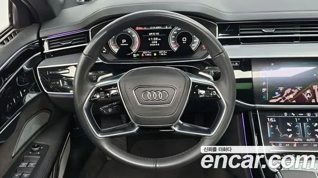 Audi A8 2021 — фото 19