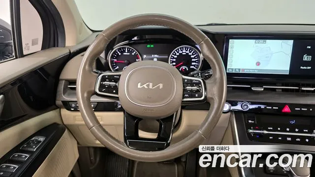 Kia Canival 2023 — фото 19